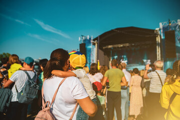 240_F_482682556_2vYLf6ktUg35GWLFxQHTGEuY9WKUujNl